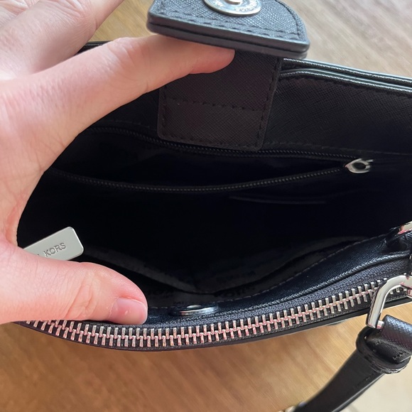 Michael Kors Purse - Picture 4 of 4